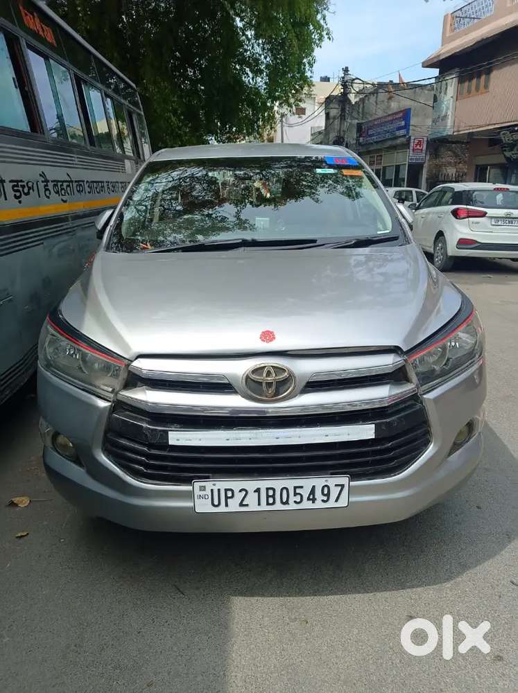 Toyota Innova Crysta 2017 Model 2nd Owner 8 Seater Meerut Rto Register