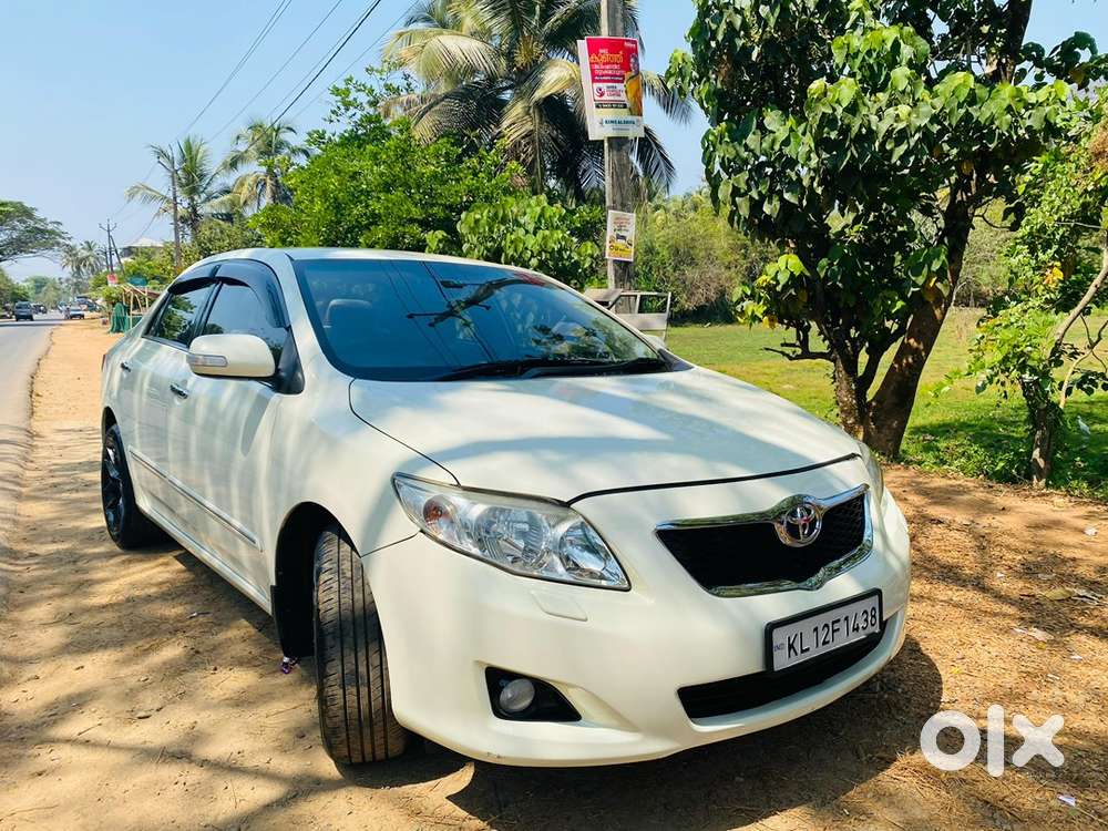 Toyota Corolla Altis 2011