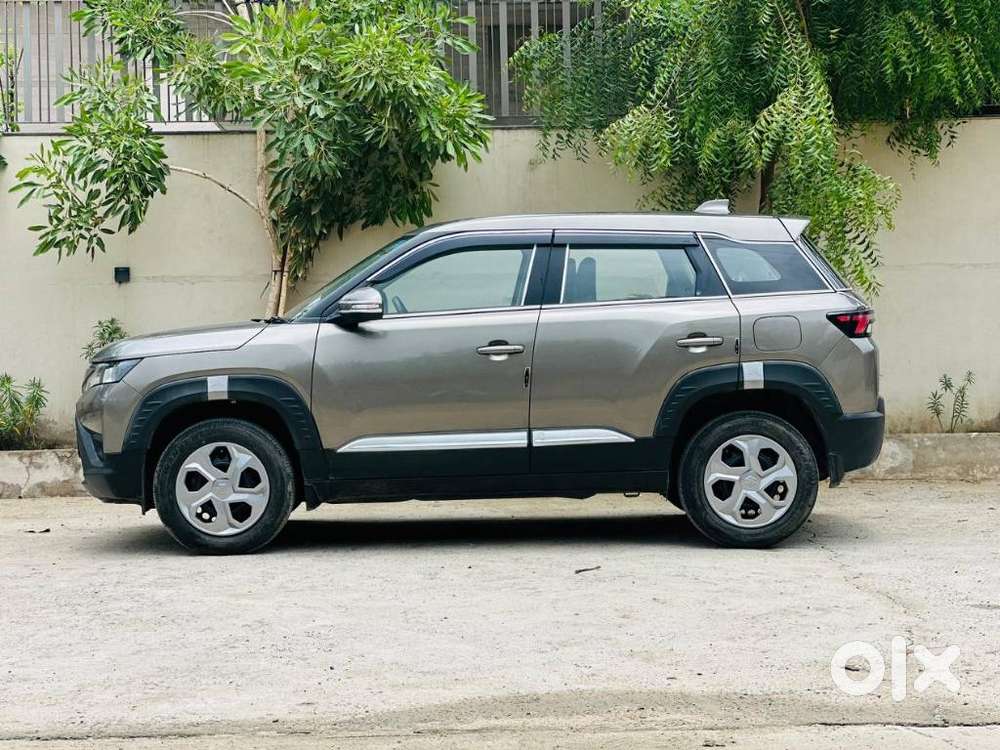 Maruti Suzuki Brezza 1.5 Vxi Smart Hybrid, 2022, Petrol