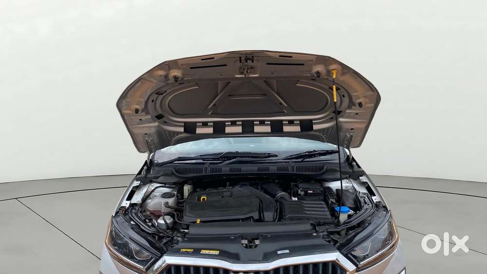 Skoda Slavia 1.5 Tsi Style Dsg, 2023, Petrol