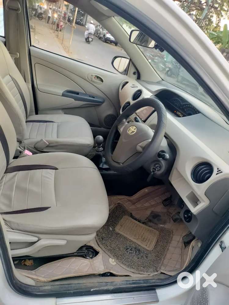 Toyota Etios 2015 Diesel 180000y Km Driven