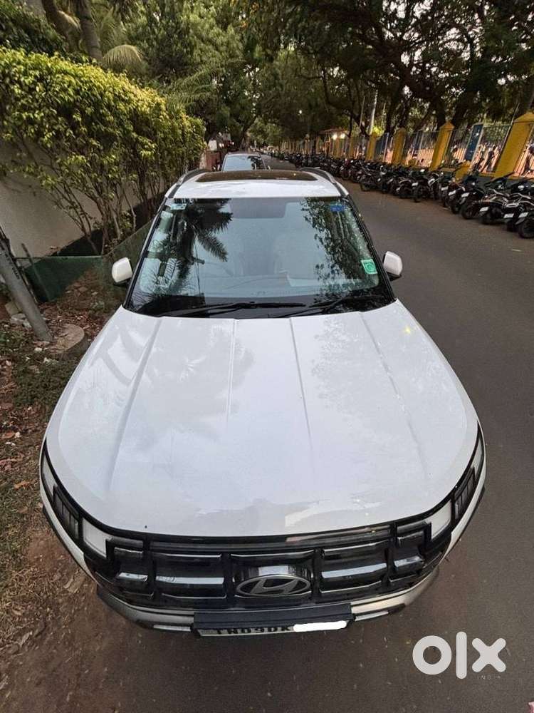 Hyundai Creta 1.5 Sx (o) Ivt Petrol, 2025, Petrol