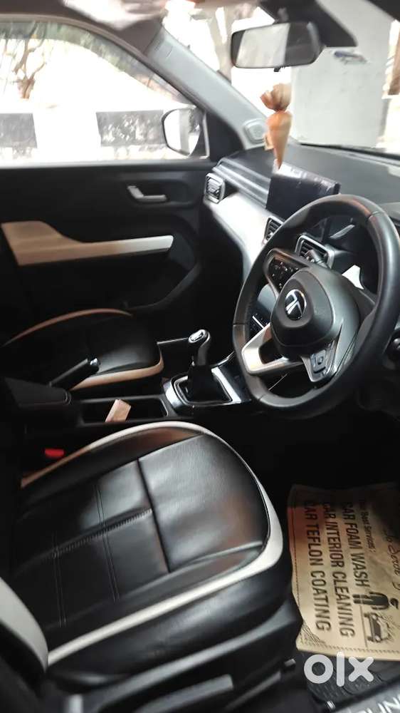 Tata Punch 2025 Petrol Well Maintained