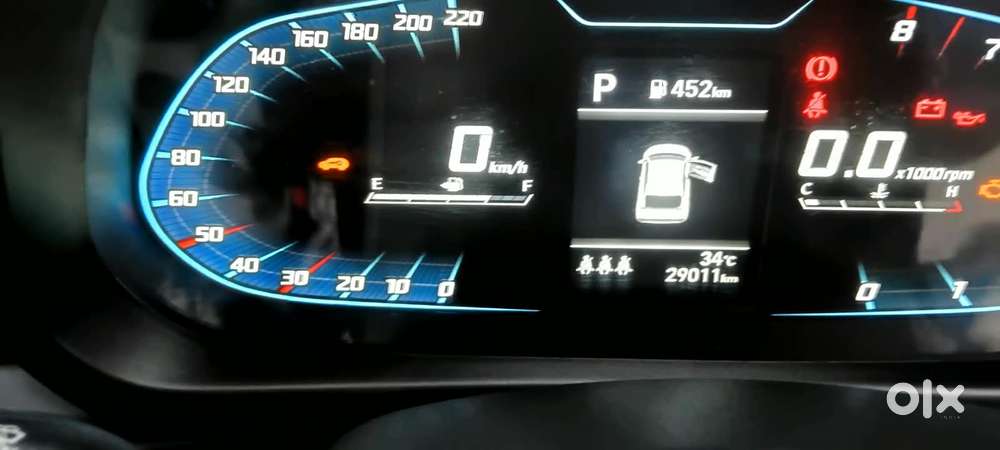 Hyundai I20 Sportz 1.2 Ivt Dual Tone, 2024, Petrol