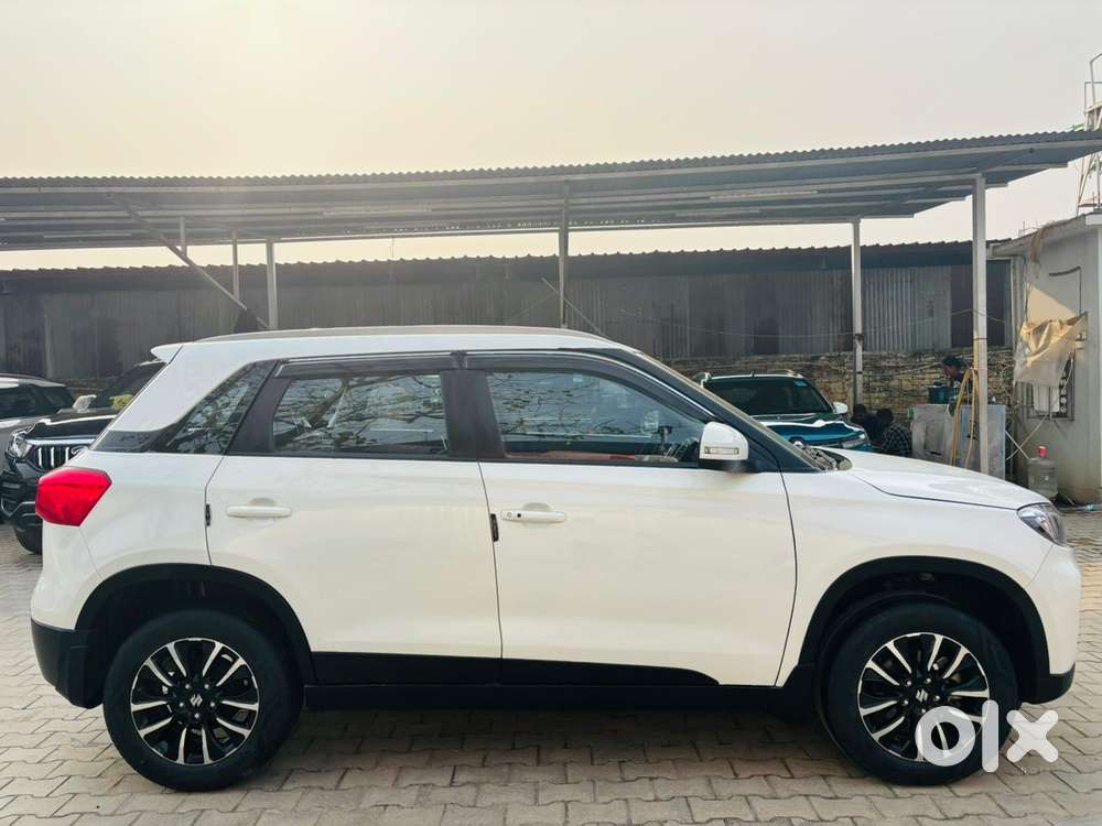 Maruti Suzuki Brezza 1.5 Zxi Plus Smart Hybrid, 2020, Petrol