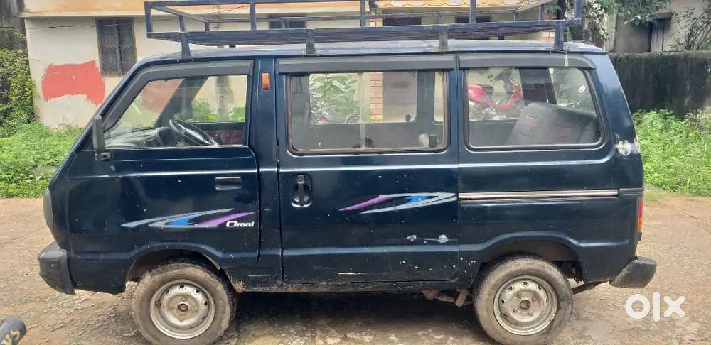 Maruti Suzuki Omni 2010