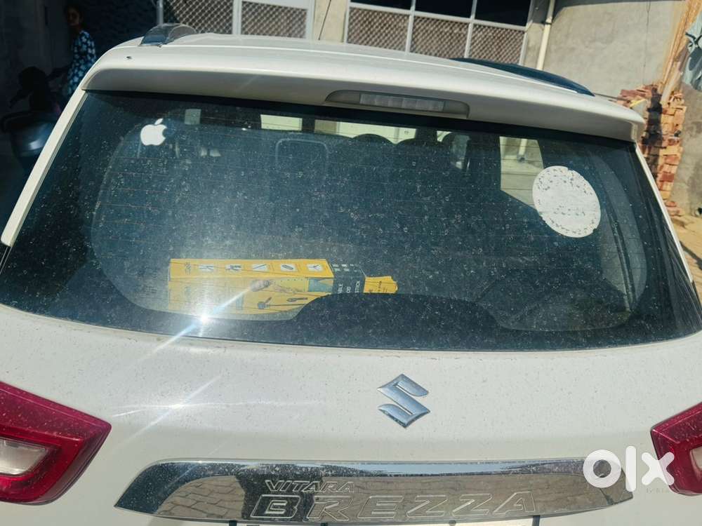 Maruti Brezza Petrol 2021