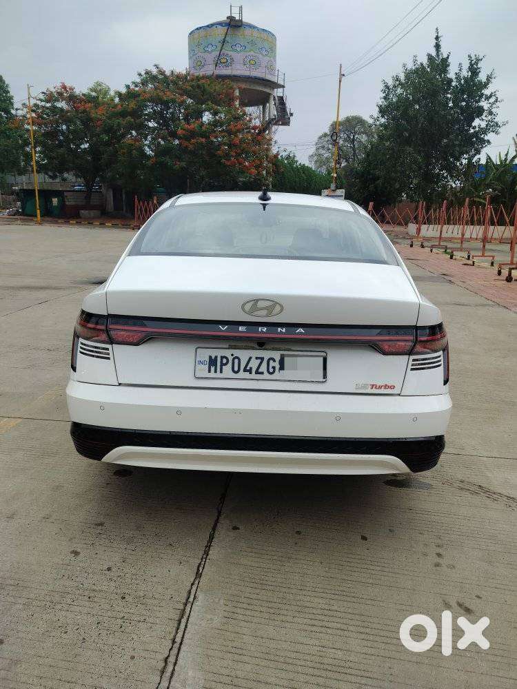 Hyundai Verna Sx (o) 1.5 Turbo Petrol Dct, 2023, Petrol
