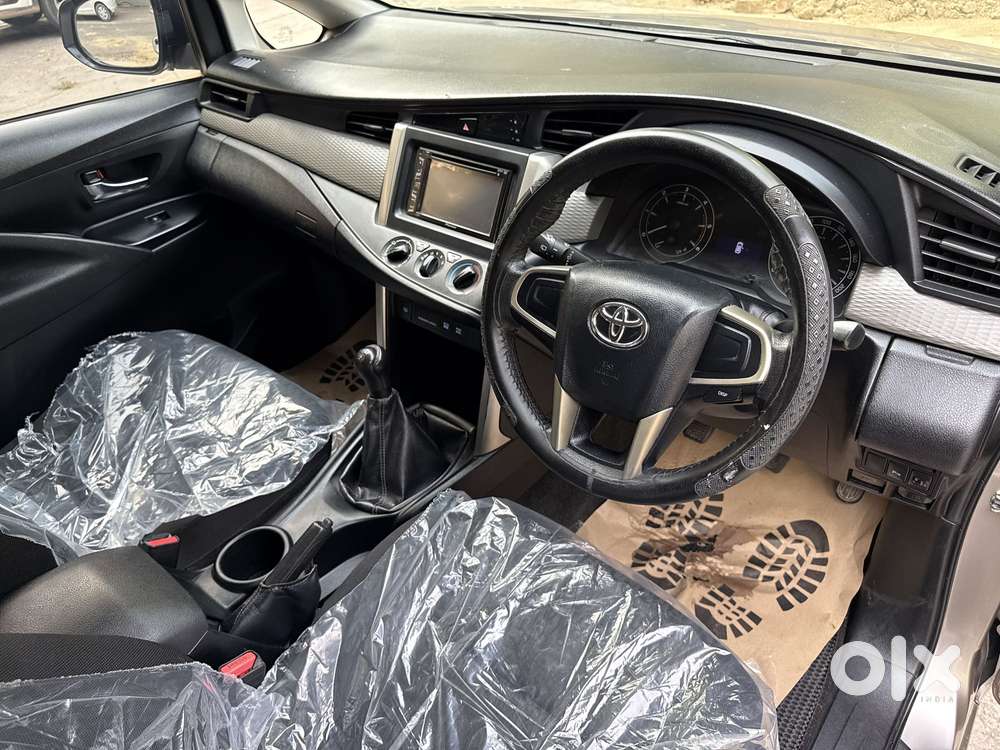 Toyota Innova Crysta 2.4 G Mt, 2016, Diesel