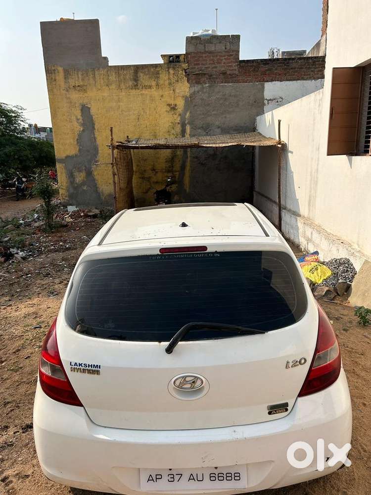 Hyundai 2012 Car Petrol Manual
