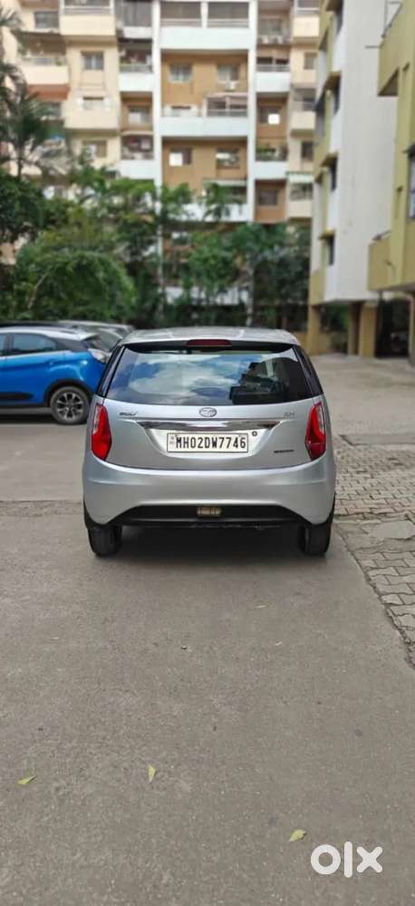 Tata Bolt Revotron Xt, 2015, Petrol