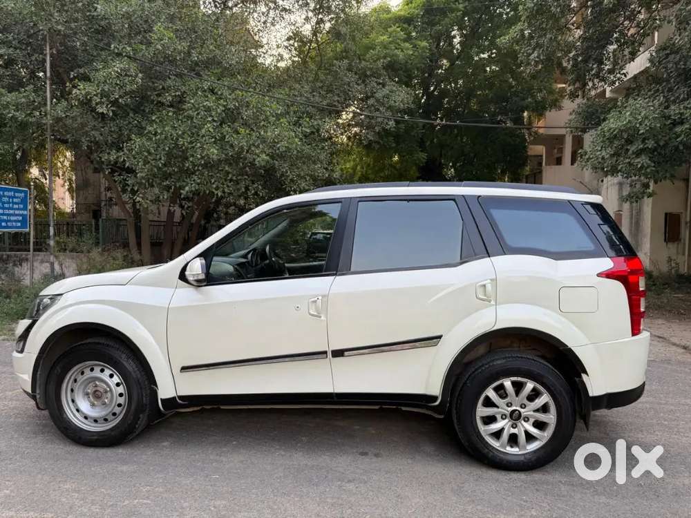 Mahindra Xuv500 2020 Diesel 106000 Km Driven