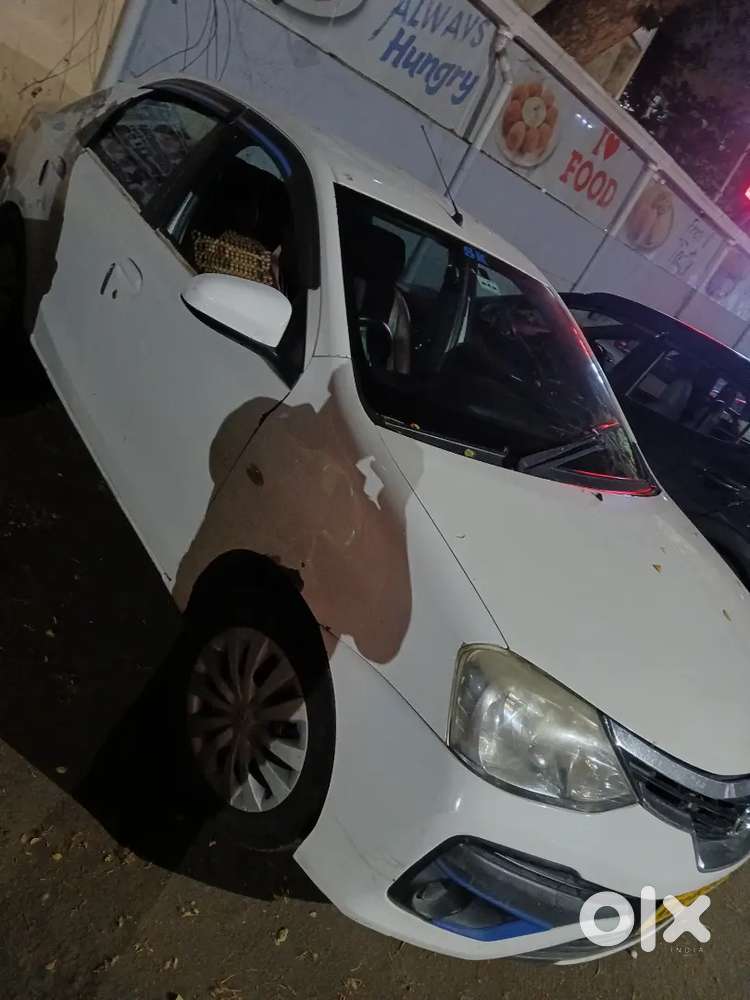 Toyota Etios 2014 Cng & Hybrids 200000 Km Driven