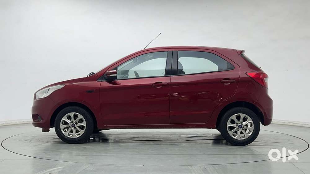 Ford Figo Petrol Titanium, 2017, Petrol