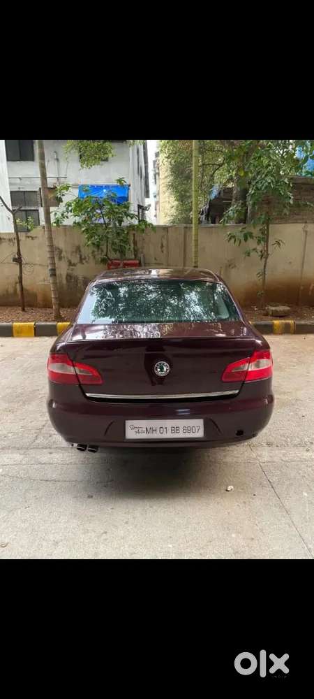Skoda Superb Elegance 2012 Automatic