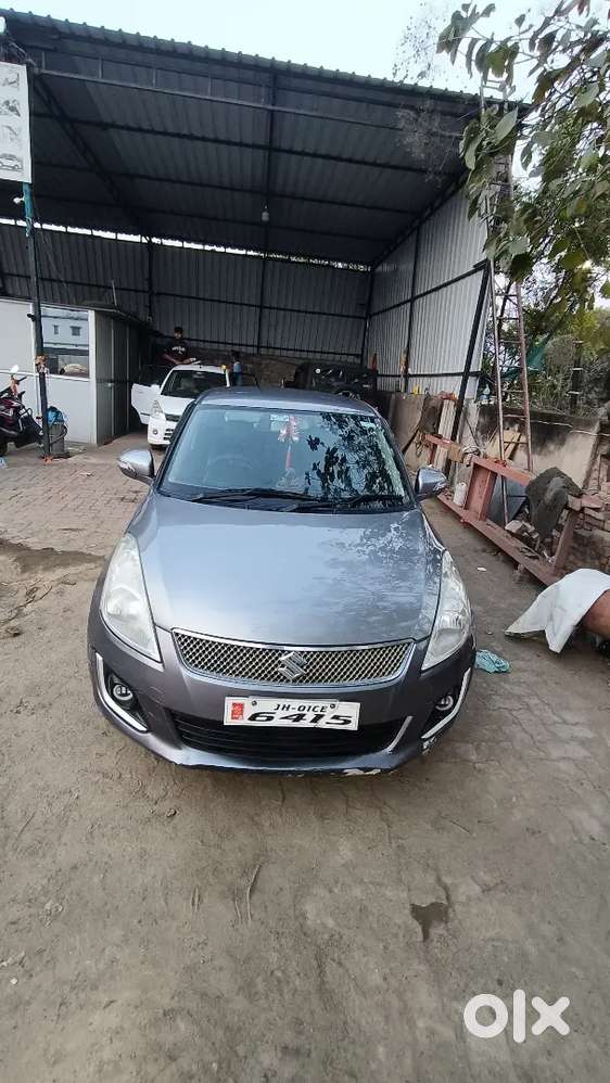 Maruti Suzuki Swift 2016 Petrol 100000 Km Driven