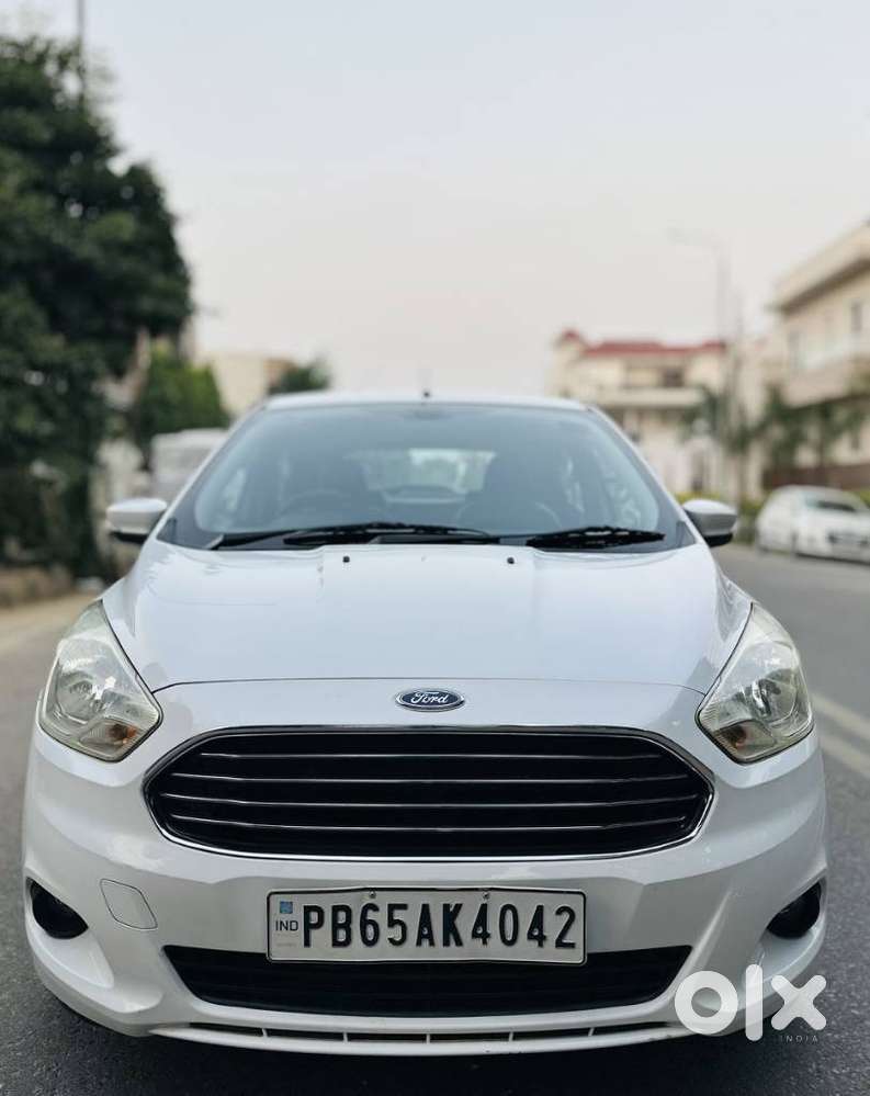 Ford Figo 2012-2015 Petrol Titanium, 2017, Petrol