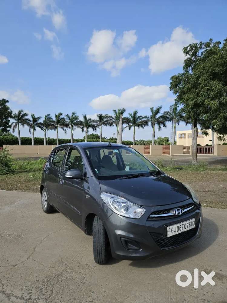 Hundai I10 Sportz 1.2