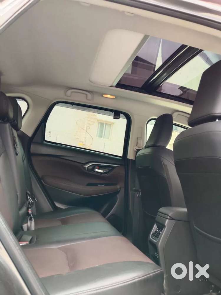 Maruti Suzuki Grand Vitara Alpha Smart Hybrid, 2024, Petrol
