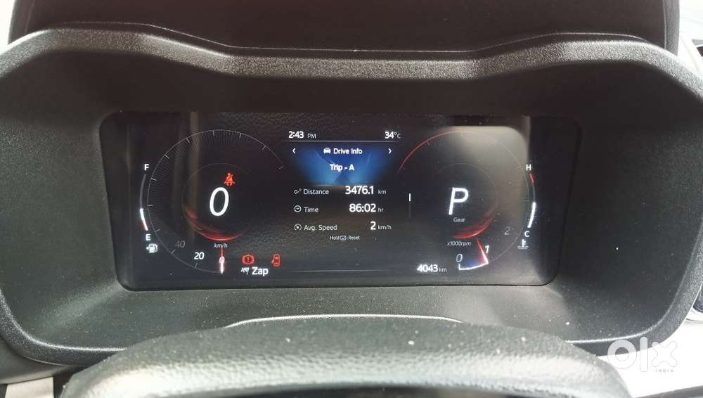 Mahindra Xuv 3xo Ax5 Pm At, 2025, Petrol