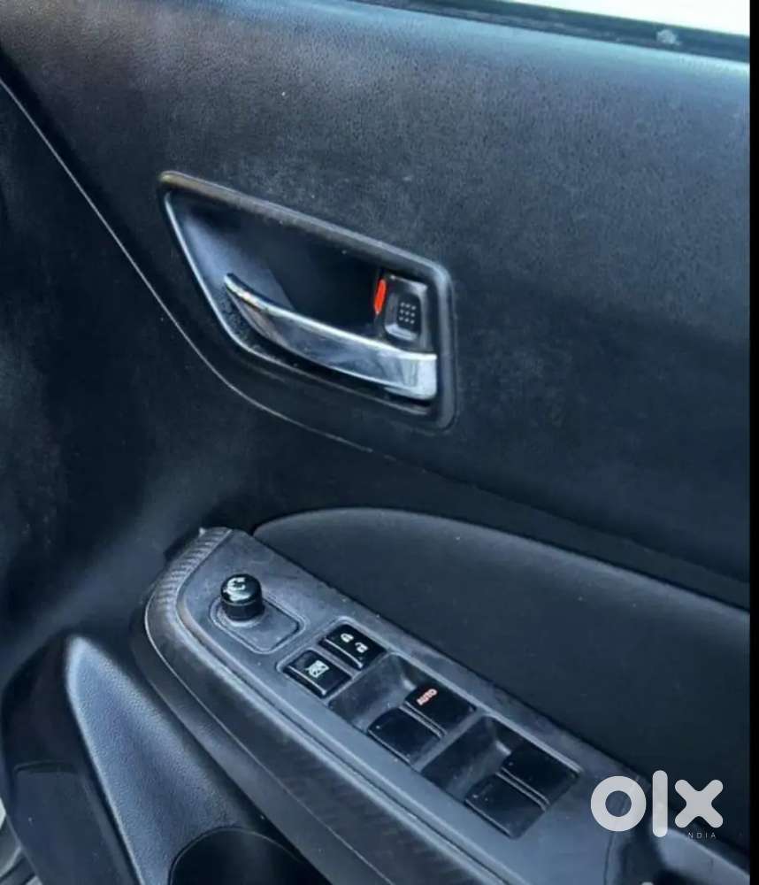 Maruti Suzuki Swift Vxi 2019