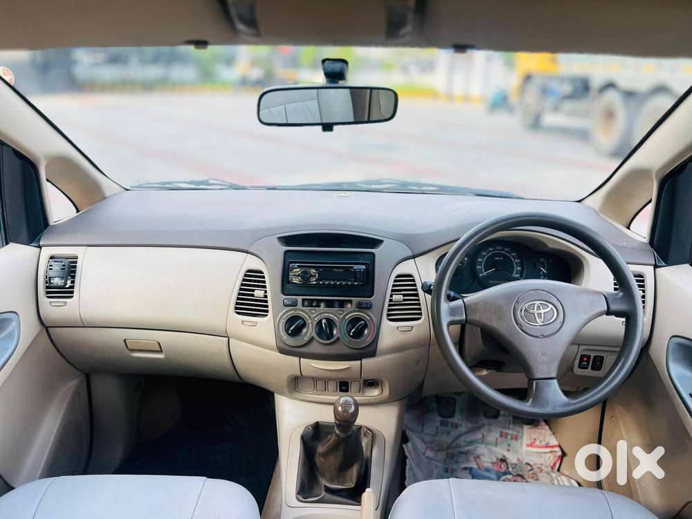 Toyota Innova 2.5 G (diesel) 7 Seater Bs Iv, 2009, Diesel