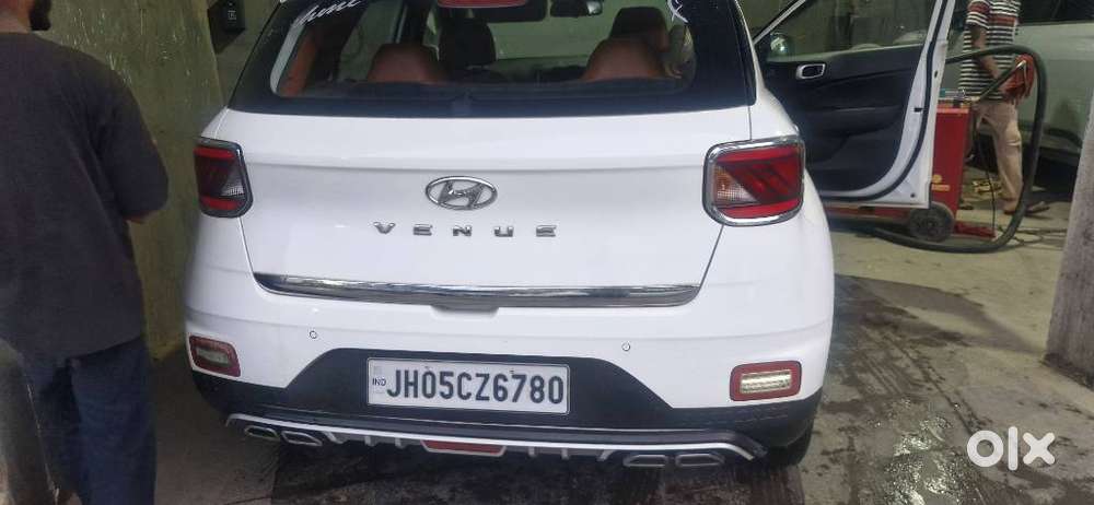 Hyundai Venue, 2021, Petrol