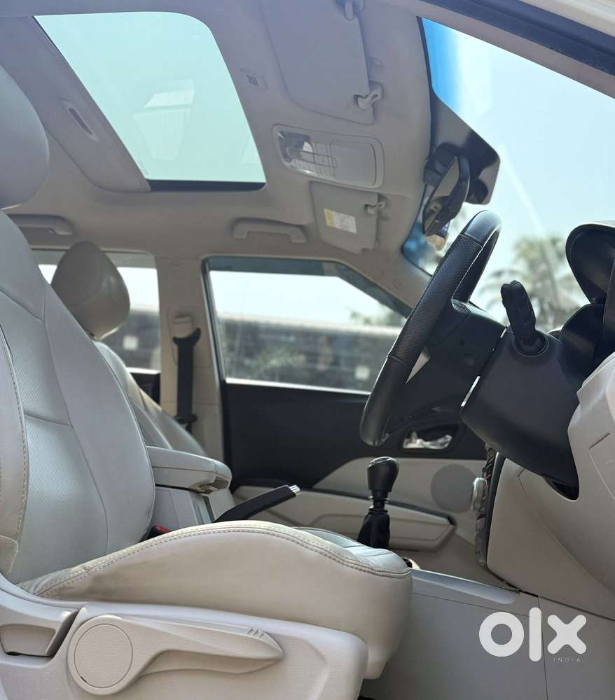 Mahindra Xuv300 W8 Option Diesel, 2022, Diesel