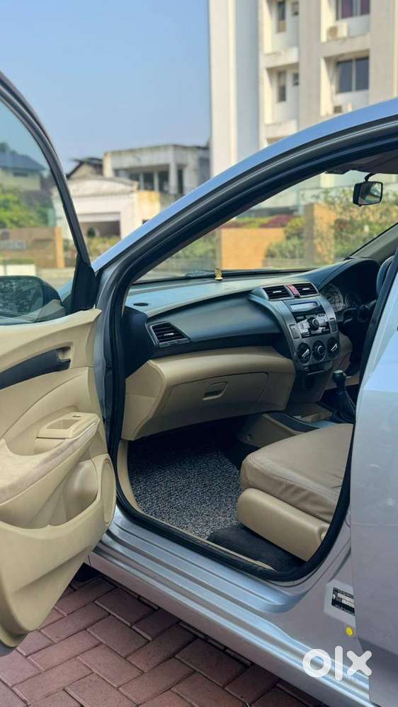 Honda City Petrol (mt) 2013