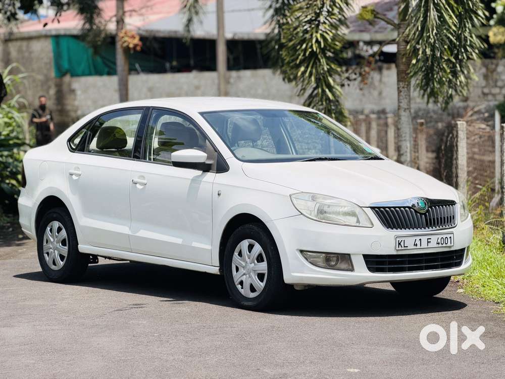 Skoda Rapid 1.6 Mpi At Ambition, 2012, Petrol