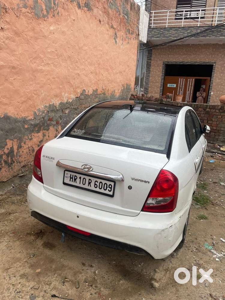 Hyundai Verna 2011 Model