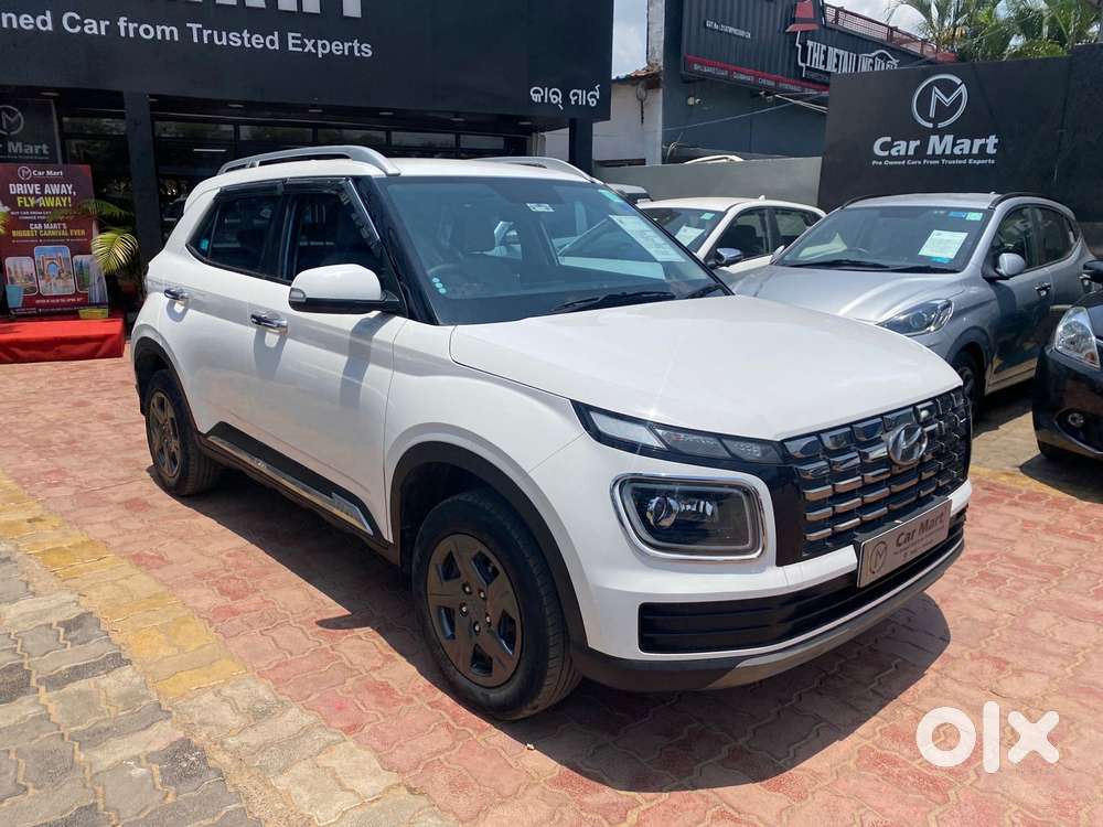 Hyundai Venue, 2023, Petrol