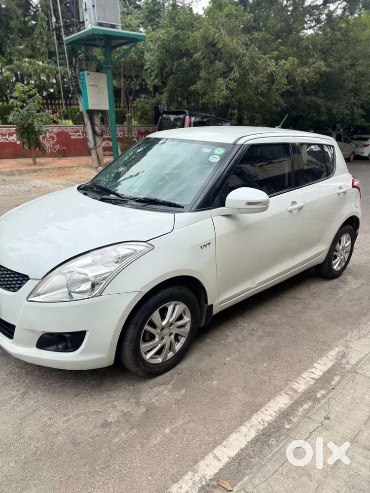 Maruti Suzuki Swift 1.3 Zxi, 2012, Petrol