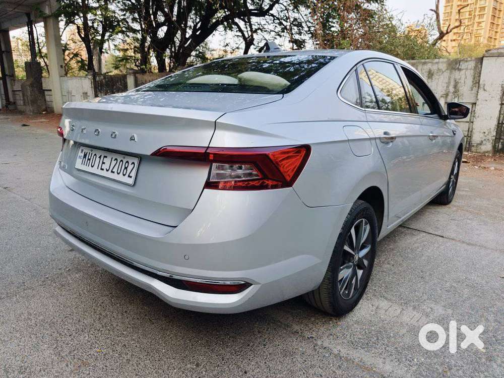 Skoda Slavia Style 1.0l Tsi At, 2023, Petrol