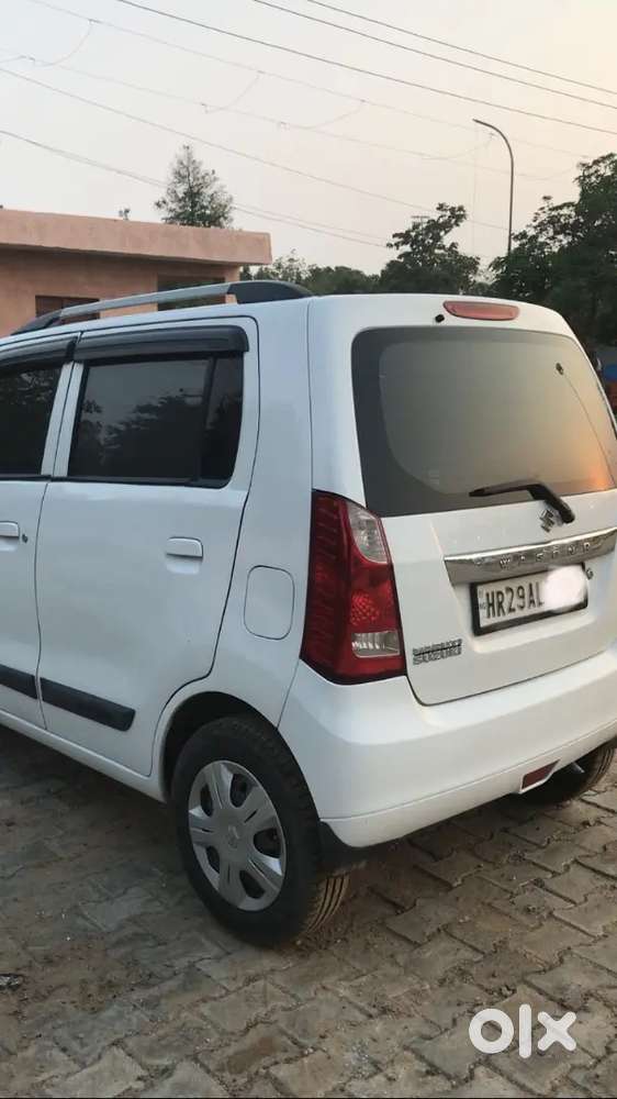 Maruti Suzuki Wagon R 1.0 2015 Petrol Well Maintained
