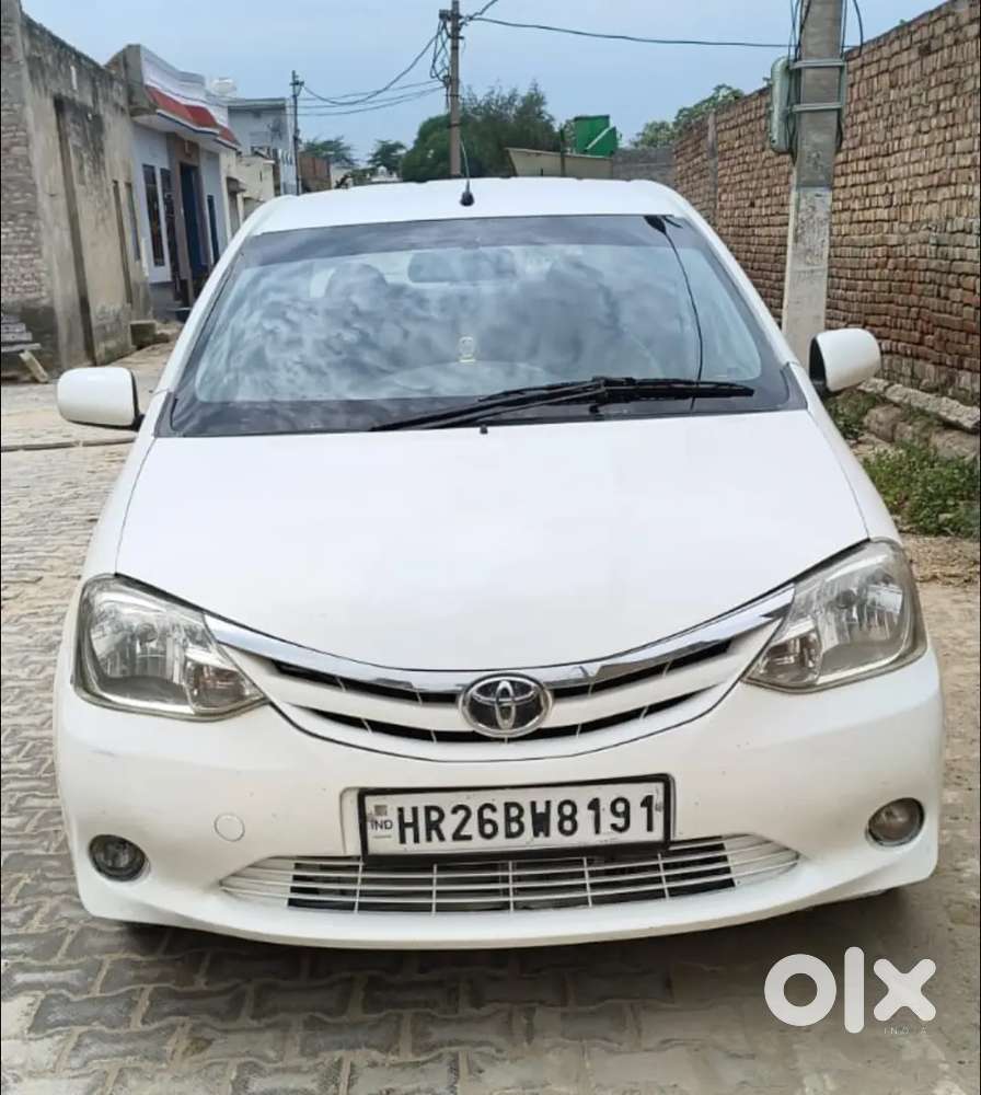 Toyota Etios 2013 Diesel 180000 Km Driven