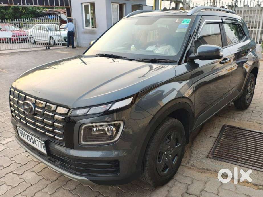 Hyundai Venue Sx Mt, 2025, Petrol