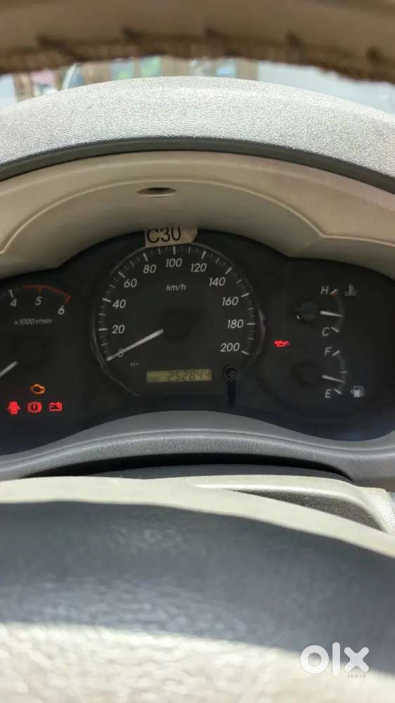 Toyota Innova 2012 Diesel Well Maintained