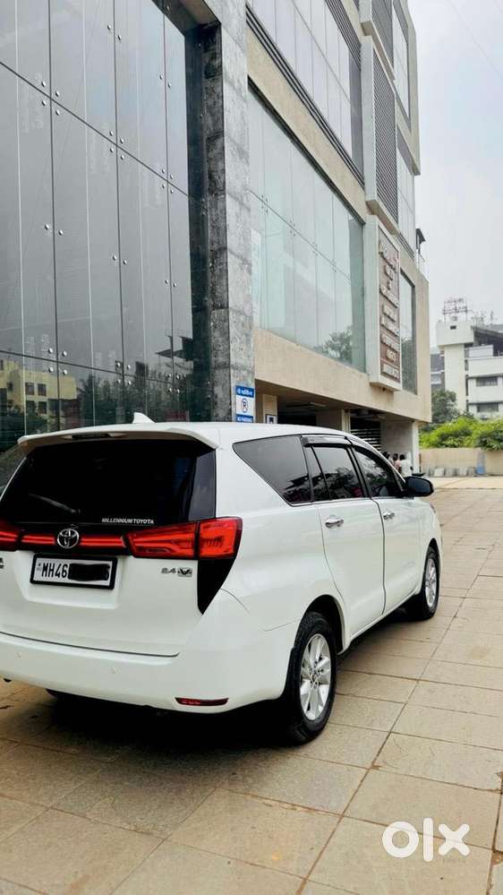 Toyota Innova Crysta