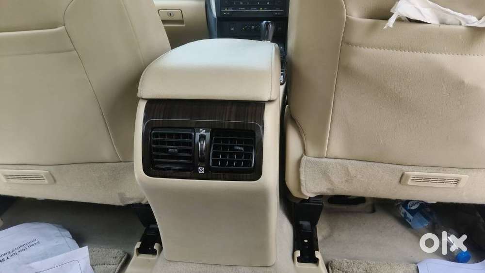 Toyota Camry Hybrid, 2016, Electric