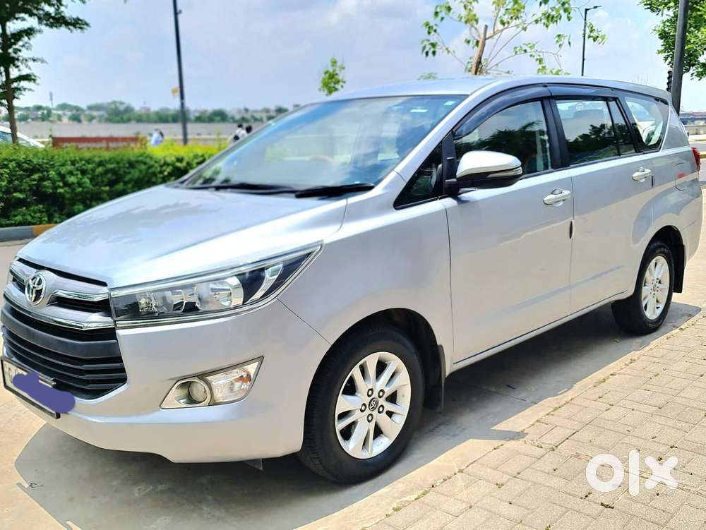 Toyota Innova Crysta 2.4 G Mt 8s, 2017, Diesel