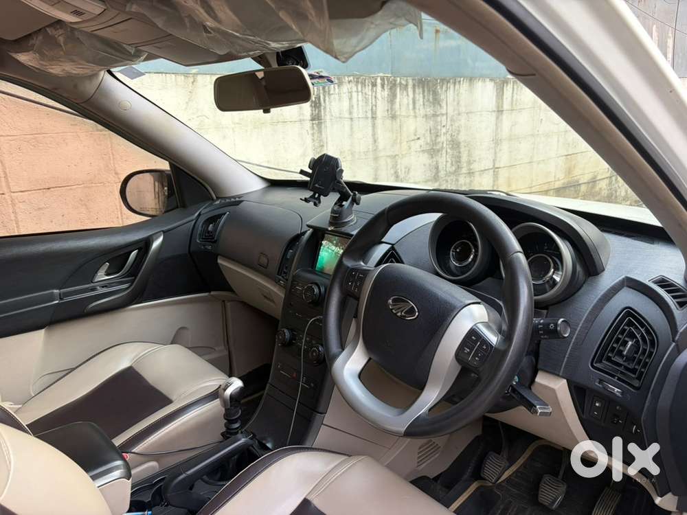Mahindra Xuv500 Diesel Manual 2017 - Nicely Maintained