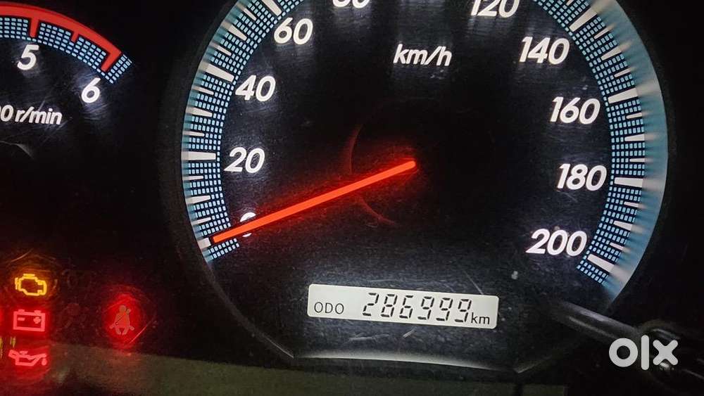 Toyota Innova Diesel 2014