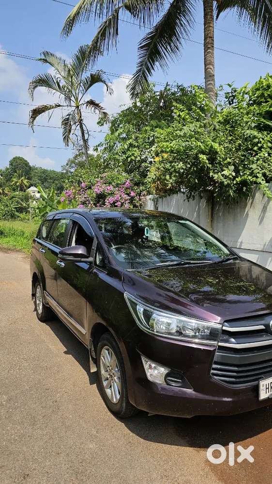 Toyota Innova Crysta 2.8 G 2020