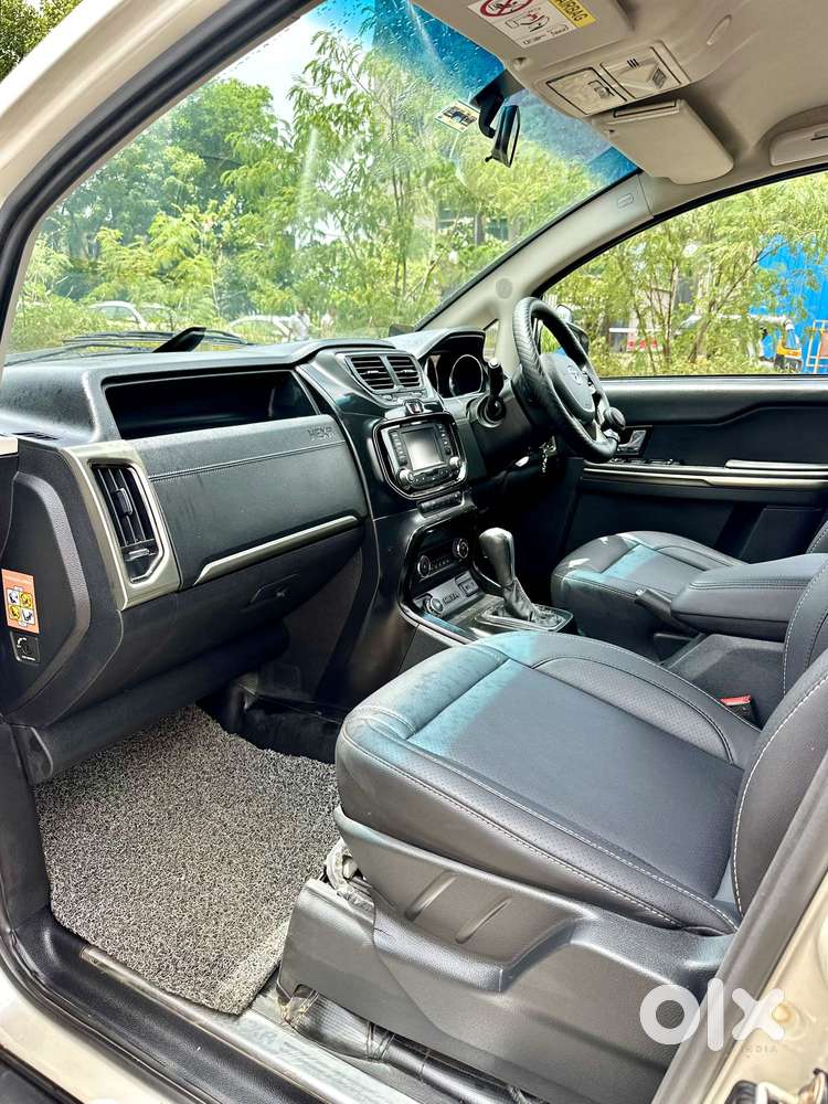 Tata Hexa 2.2 Xta 4x2 7 Str Dual Tone, 2018, Diesel