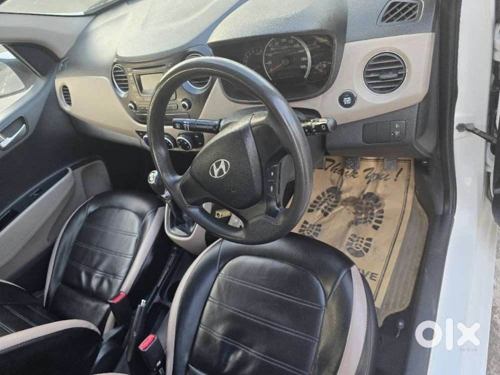 Hyundai Grand I10 2013-2016 Sportz, 2015, Petrol