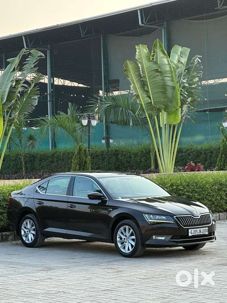 Skoda Superb L&k 2.0 Tdi At, 2016, Diesel