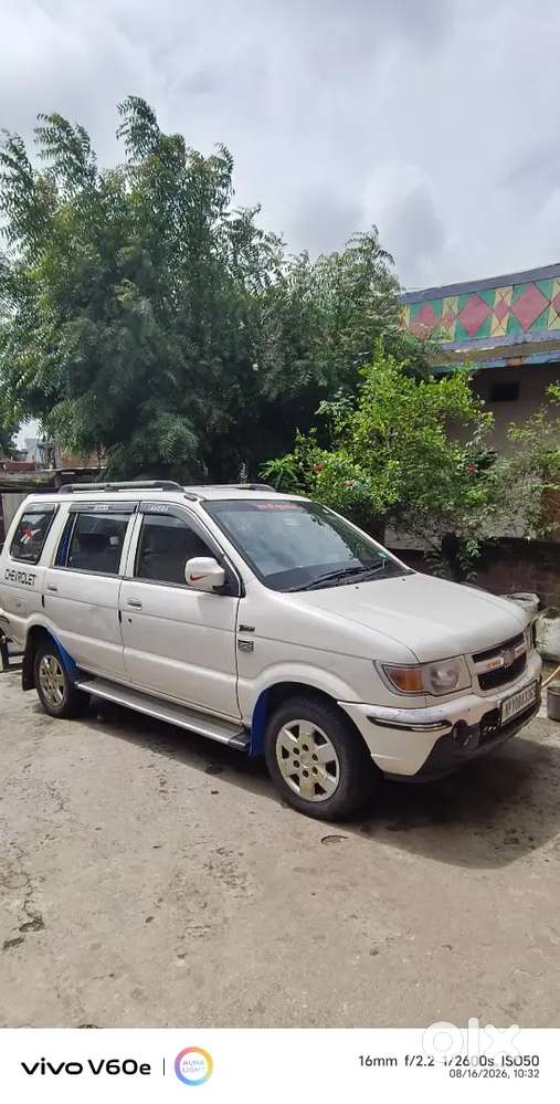 Chevrolet Tavera Ls 2012