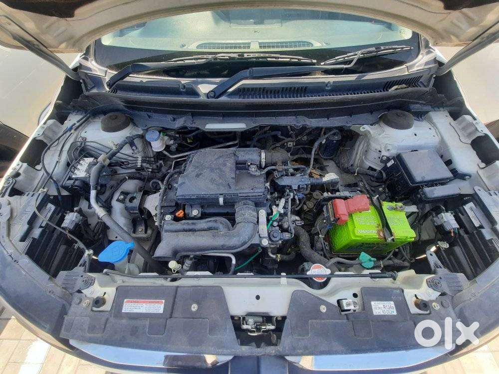 Maruti Suzuki Brezza 1.5 Vxi Smart Hybrid, 2023, Petrol