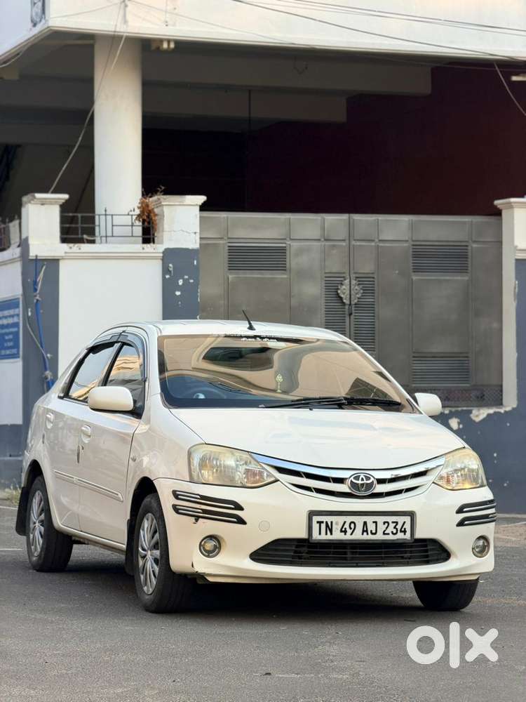 Toyota Etios 2010-2012 G, 2011, Petrol